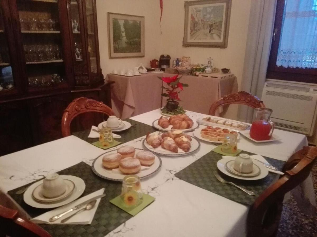 B&B Casa Manuela マントヴァ エクステリア 写真